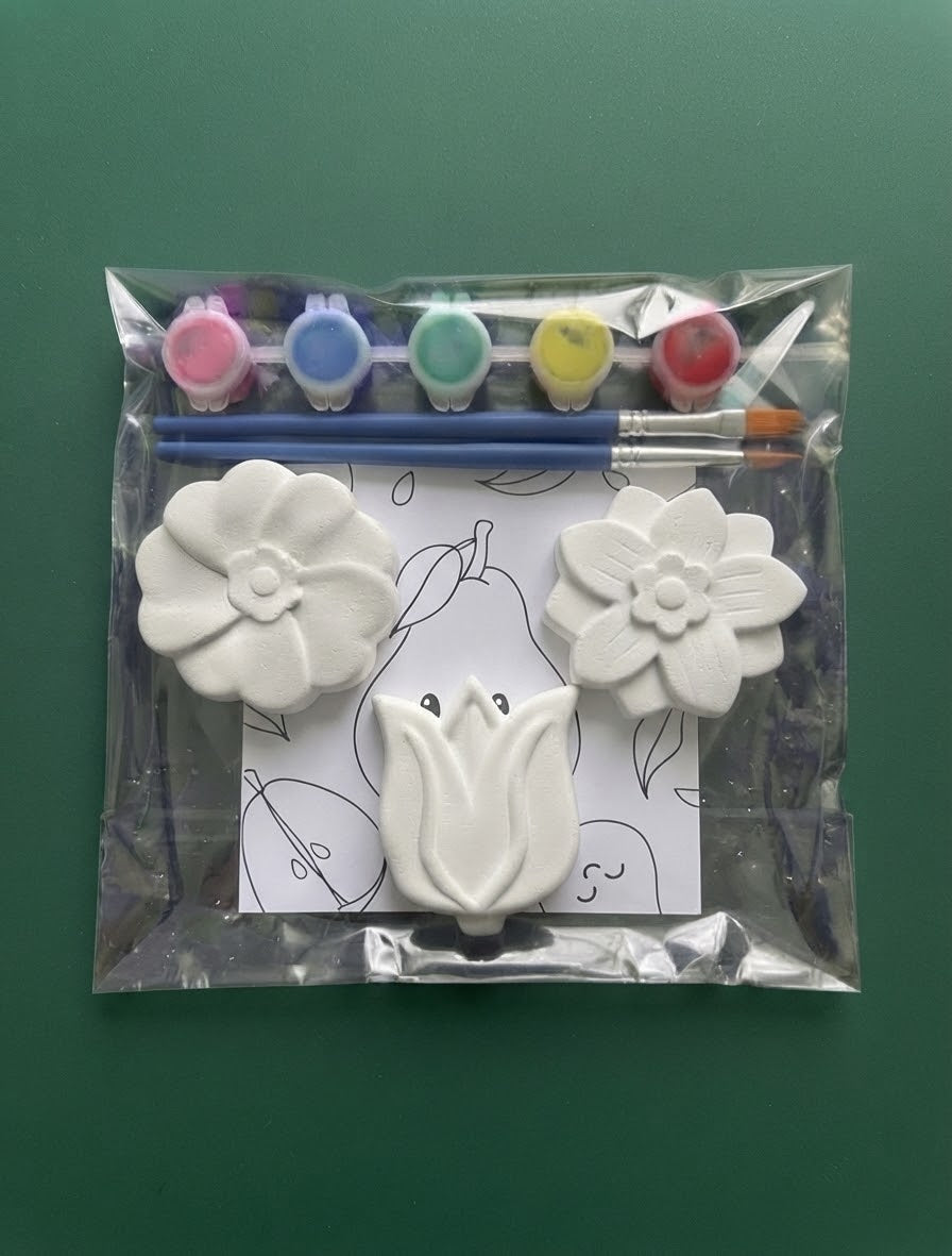 3-Piece Small Plaster Coloring Figures Set