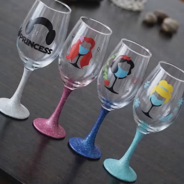 Stylish Customized Wine Glasses with Glitter Stems